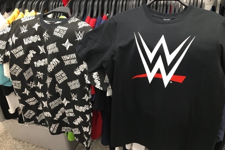 しまむら×『WWE』コラボTシャツが大人気！中邑真輔のファンも必見！990円の激安で新発売！ | Jocee